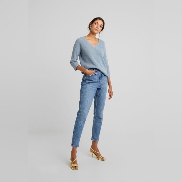 Part Two Petronas Pullover in Daisy Blue - Picture 6 of 8